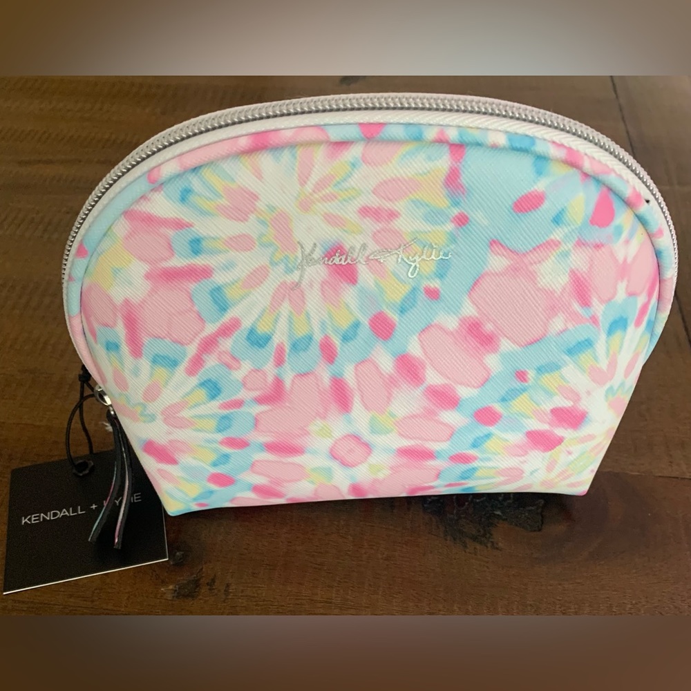 Kendall + Kylie Makeup Bag